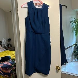 Adriana Papell navy size 6 dress